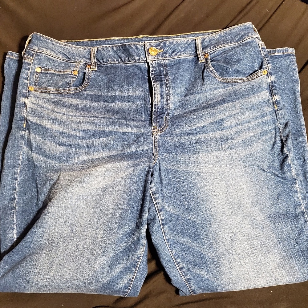 American Eagle Favorite Boyfriend Jeans 22